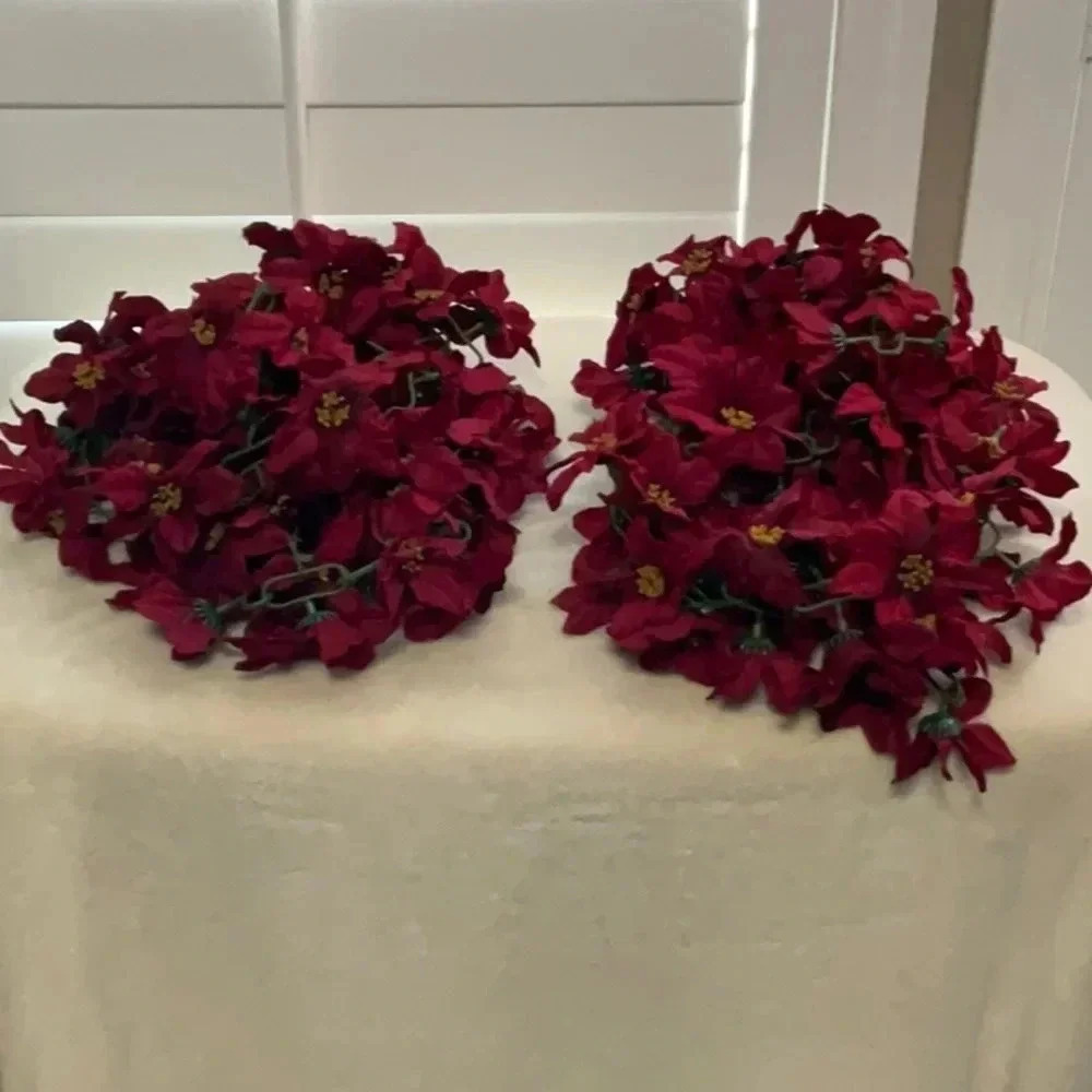 Poinsettias Garland